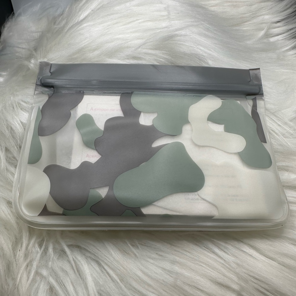 💙3/$20Thirty-one  Gray and White Snack Bag